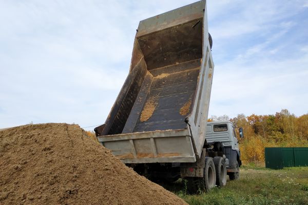 Topsoil Delivery in Carmel