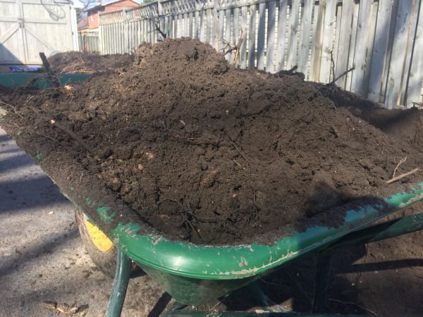 Residential Dirt Delivery in Carmel